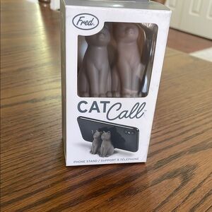 NWT Fred Cat Call Phone Stand - Gray